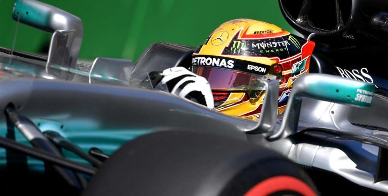 Hamilton aparece na hora certa, supera marca histórica de Senna e garante pole-position do GP do Azerbaijão