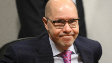 Demóstenes Torres reassume cargo de procurador no MP de Goiás e tira dois meses de férias
