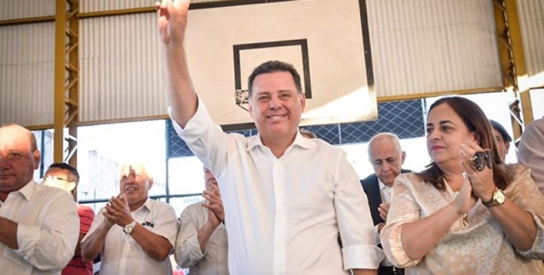 Cidade de Goiás recebe R$ 5 milhões do Goiás na Frente e emociona Marconi