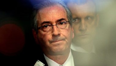 Defesa afirma que Eduardo Cunha vai delatar, diz Veja