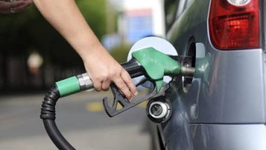 Governo revê aumento e reduz imposto no etanol em oito centavos por litro