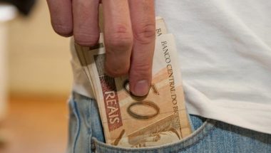 Aumento do salário mínimo para 2018 será de R$ 42