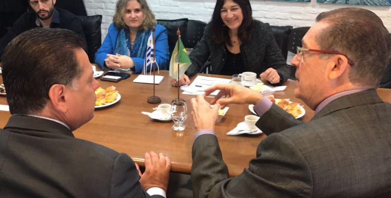 Marconi estabelece cooperação com governo do Uruguai nas áreas de educação, cultura e turismo