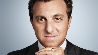 Luciano Huck pede a IBOPE que mantenha seu nome como postulante a presidente