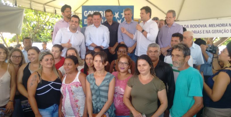 Goiás na Frente: inaugurada reconstrução da GO-305 e 50 moradias em Cumari