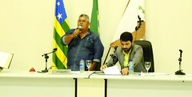 Câmara de Vereadores de Ouvidor realiza primeira sessão ordinária de 2018