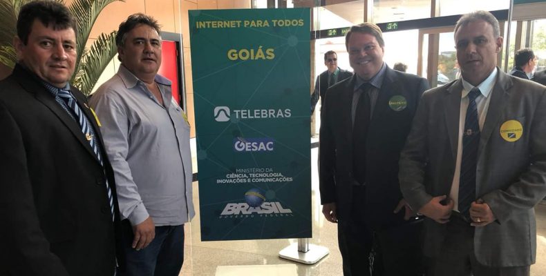 Prefeito Wisner participa de solenidade de assinatura do programa Internet para Todos em Brasília