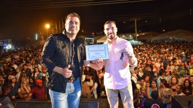 Deputado Gustavo Sebba participa da abertura das “Cavalhadas de Santa Cruz”