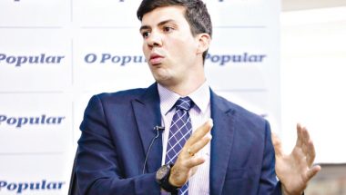 Governo recontrata comissionados