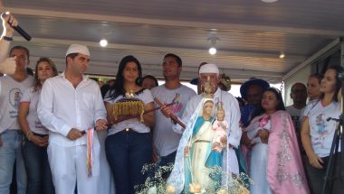 Marcelo Galdino e Luciana Gonçalves participam do encerramento da 79ª Festa em Louvor a Nossa Senhora do Rosário em Ouvidor
