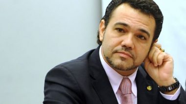Dentes de Feliciano custam R$ 157 mil aos cofres públicos. “Sou político e pregador. Minha boca é minha ferramenta”, justifica