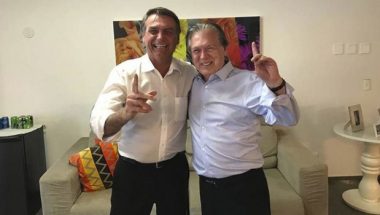 Bolsonaro deve deixar PSL na terça-feira, 12, diz revista