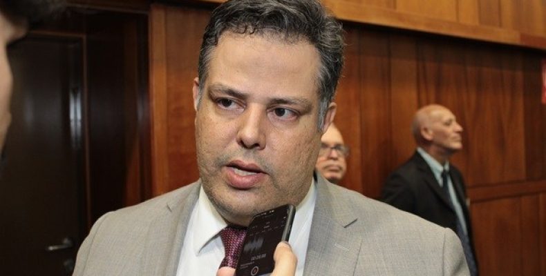 Delegado Eduardo Prado requer ressarcimento de torcedores de jogo Goiás x Flamengo