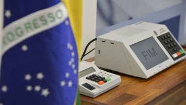 Por verba e TV, Centrão apoia eleição em novembro