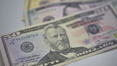 Dólar cai para R$ 5,24, menor valor desde julho, com juro quase zero nos EUA até 2023