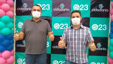 Hugo e Haroldinho começa a campanha com um “adesivaço”
