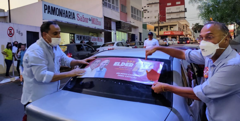 Adesivaço marca inauguração do comitê de Elder Galdino e Marcelo Alcântara em Catalão