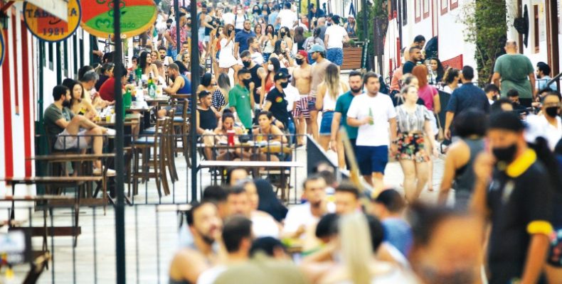 Cidades turísticas de Goiás cancelam festas