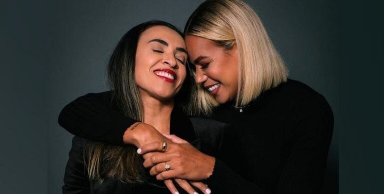 Marta anuncia que vai se casar com zagueira norte-americana: “história que escrevemos juntas”