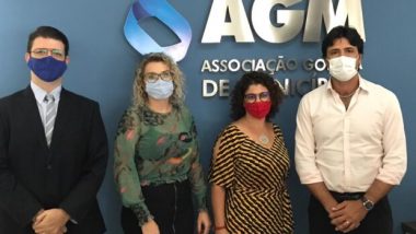 Na AGM, secretária do Meio Ambiente e Paulinho falam sobre saneamento e descarte de lixo nos municípios