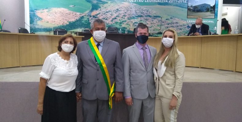 Prefeito, vice e vereadores são empossados em Campo alegre de Goiás