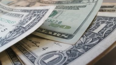 Em quarta alta seguida, dólar volta a R$ 5,50 e acumula alta de 6% em 2021