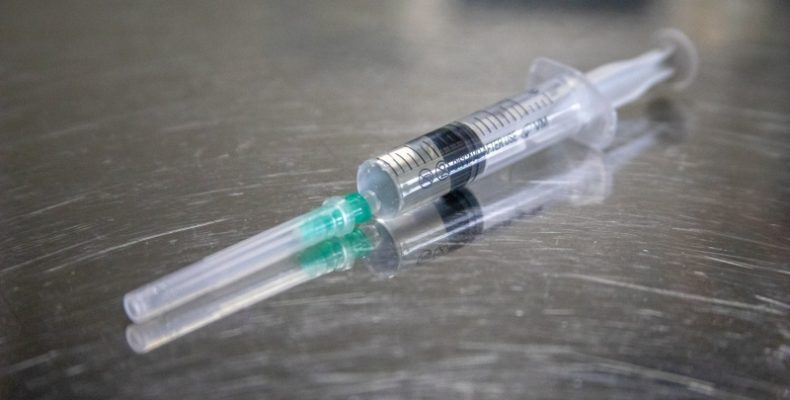 Anvisa recusa documentos de pedido de uso emergencial de vacina Sputnik V
