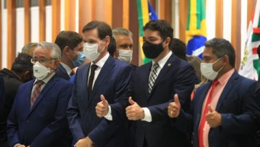 Em discurso de posse na Assembleia, Lissauer destaca compromisso com governabilidade do Estado