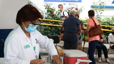 MP recebe mil denúncias de fura-fila na vacinação contra covid-19