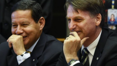 MP pede ao TCU para trocar Bolsonaro por Mourão na gestão da pandemia