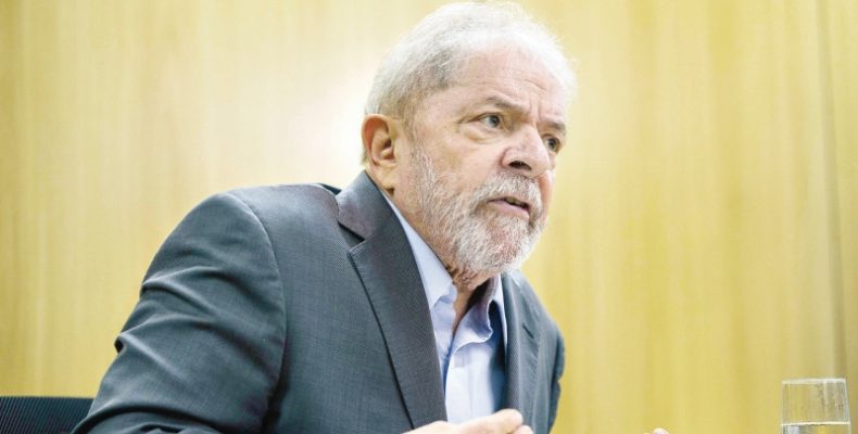 Fachin anula decisões e torna Lula elegível novamente