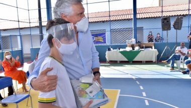 “Educação pública de Goiás será melhor que a privada”, diz Caiado em Catalão