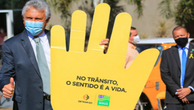 Na abertura do Maio Amarelo, Caiado lança programa que vai investir R$ 12 milhões em sinalização nos municípios