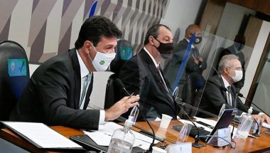 Deputados goianos avaliam que as declarações de Teich e Mandetta “são graves” em relação a atuação de Bolsonaro