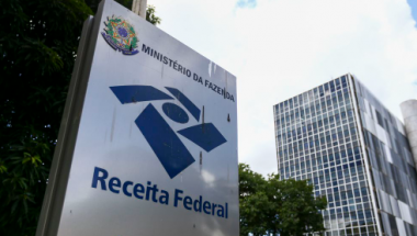 Receita Federal arrecada R$ 142 bilhões e bate recorde