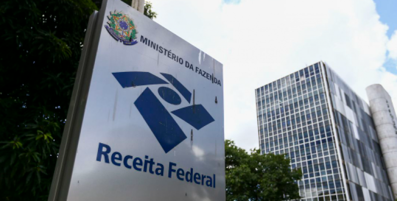 Receita Federal arrecada R$ 142 bilhões e bate recorde