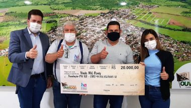Prefeitura de Ouvidor repassa doação de R$ 20 mil ao Hospital do Câncer de Barretos