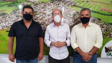 Prefeito e vice-prefeito de Ouvidor recebem o deputado federal Rubens Otoni e comitiva