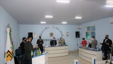 Câmara de Vereadores mostra preocupação com casos de COVID-19, em Corumbaíba