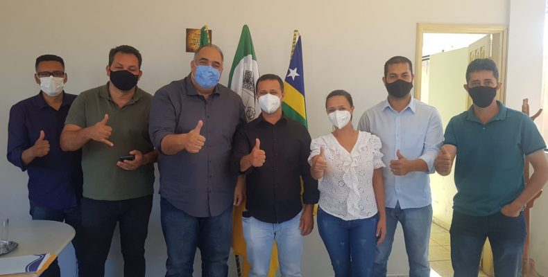 Autoridades de Niquelândia e Colinas do Sul recepciona Luiz Sampaio