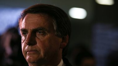 Câmara barra voto impresso, esvazia discurso golpista e impõe derrota a Bolsonaro em dia de blindados