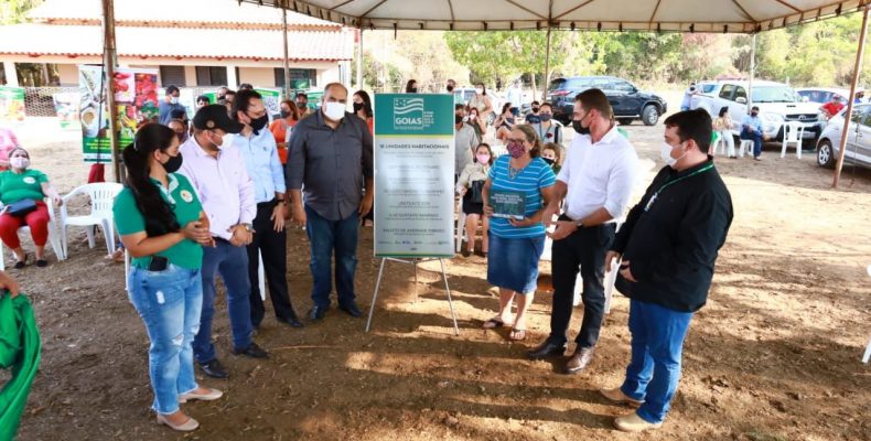 Governo de Goiás entrega 16 moradias rurais em Ipiranga e Rubiataba