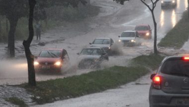 Previsão de temporais para 213 municípios em Goiás