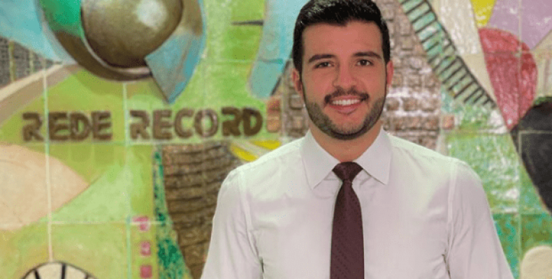 Matheus Ribeiro anuncia saída da Record Brasília. Ele será candidato a deputado, diz colunista