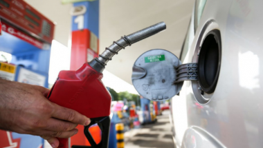 Petrobras anuncia novo ajuste de preço de combustível