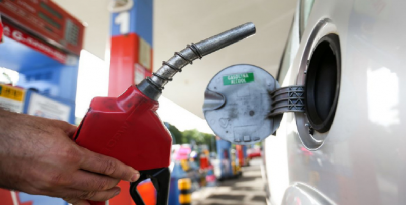 Petrobras anuncia novo ajuste de preço de combustível