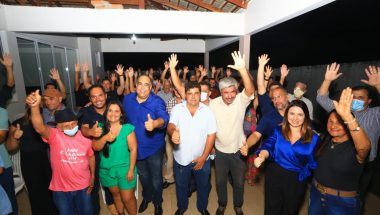 DAVINÓPOLIS: Encontro de amigos recepcionam pré-candidato a Deputado Estadual Luiz Sampaio