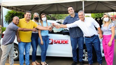 A Prefeitura de Ouvidor recebeu novo veículo para a Secretaria da Saúde