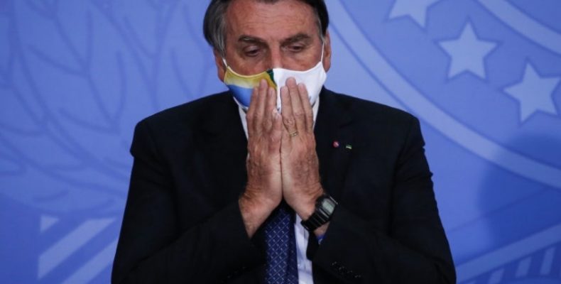 Ministério Público pede condenação de Bolsonaro por manter funcionária fantasma