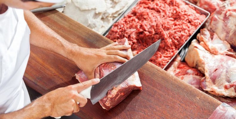 MPGO cobra na justiça cumprimento de termos de ajustamento de conduta firmados com nove comerciantes de carnes de Catalão